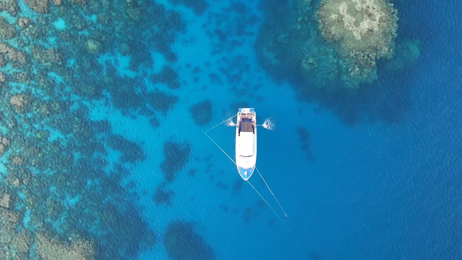 Oz — Great Barrier Reef, Australia